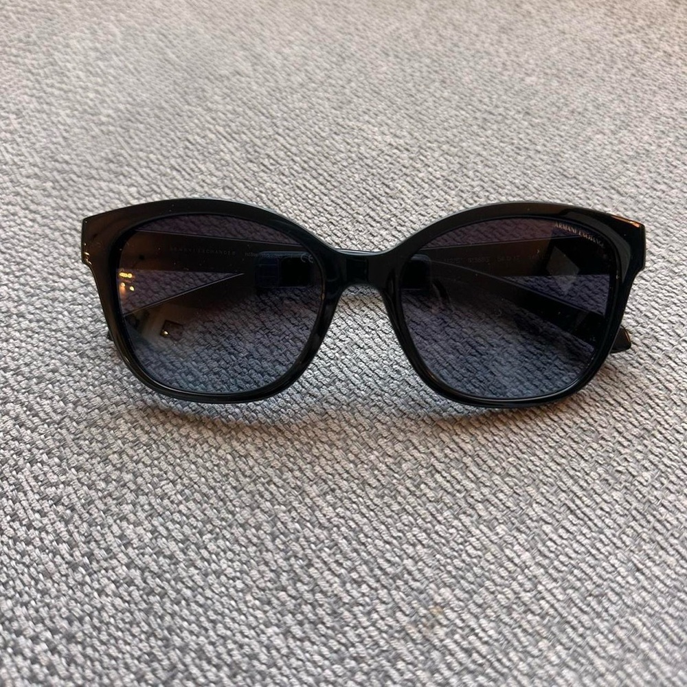 Armani Exchange Cat eye sunglasses 😍